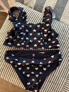 NWOT, never worn GAP Kids Black Heart Print Ruffle Two-Piece Swim Set